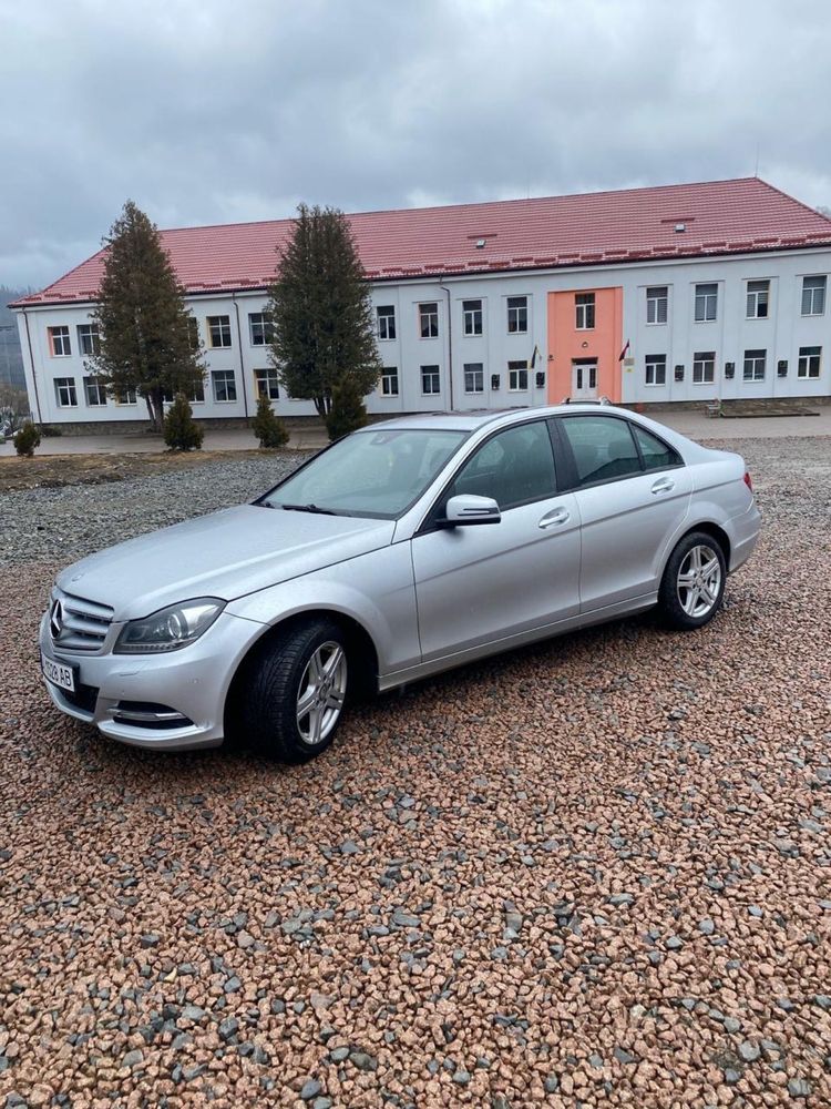 Mercedes C 220 w204
