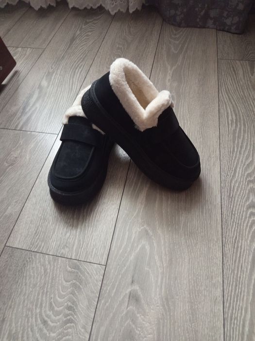 Продам нові лофери