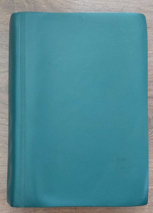 Библия, книги священного писания. Формат А6, издание 1968 г.