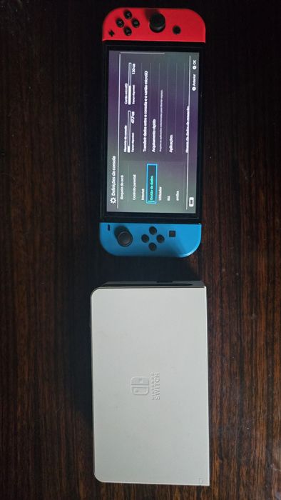 Nintendo Switch OLED + Cartão 256GB + Vidro Temperado — Como Nova!