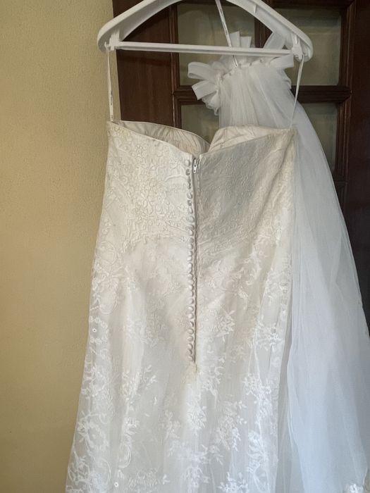 Vestido+ Veu + cauda de noiva Rosa Clará