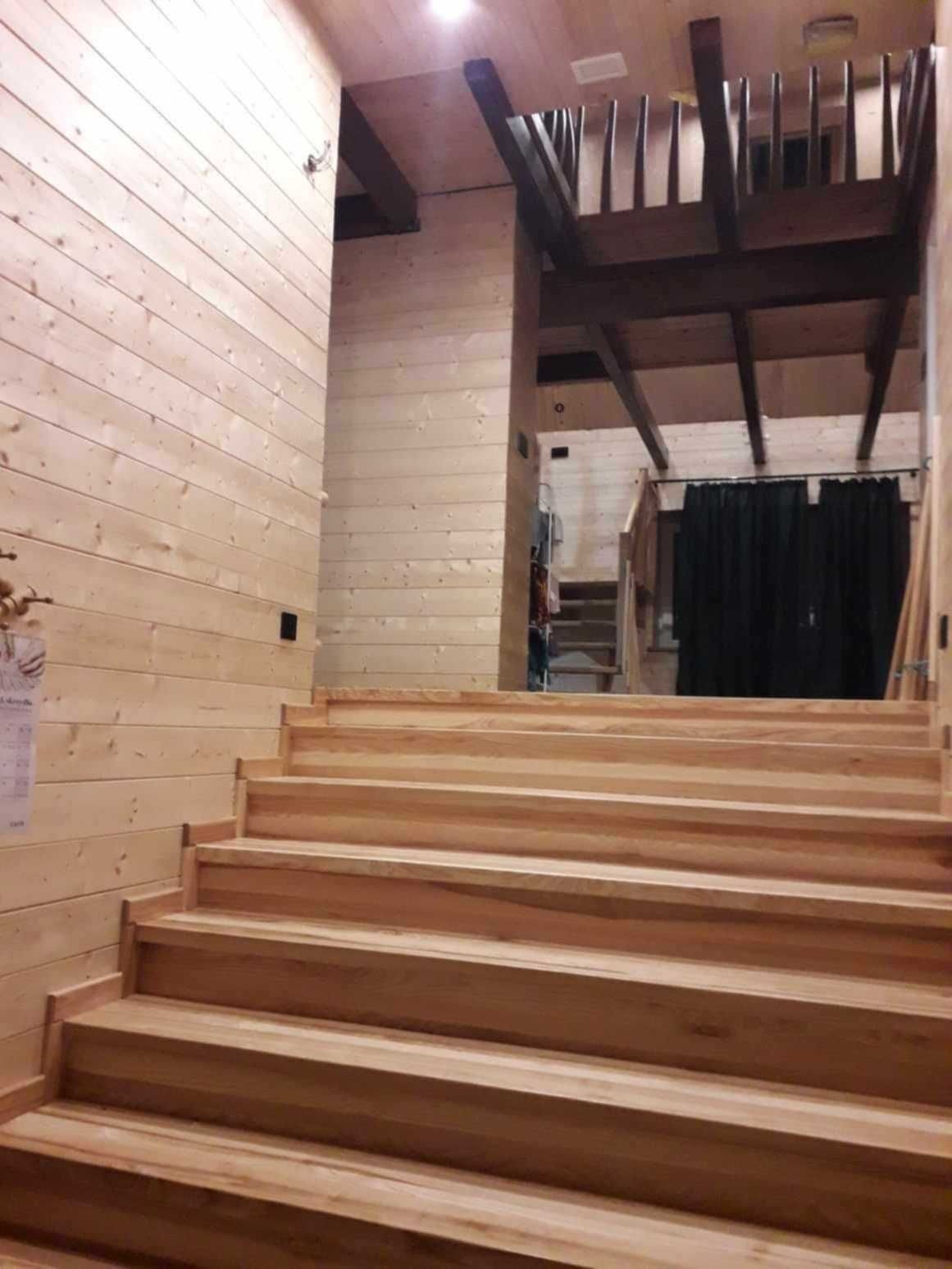 Wykończenia poddaszy oraz domów parterowych ze stropem drewnianym.
