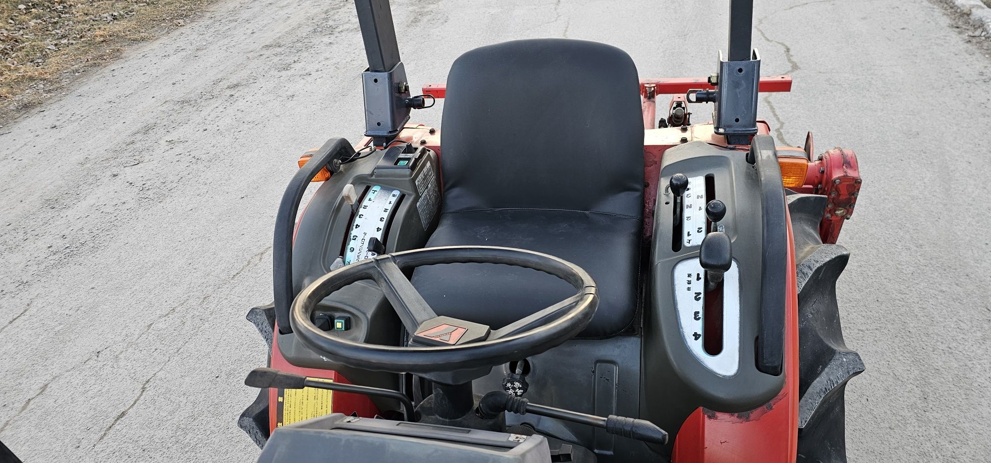 Японський Мінітрактор Трактор  Yanmar F 230