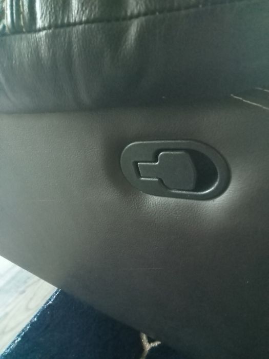 Do sprzedania komplet wypoczynkowy 3+2+1