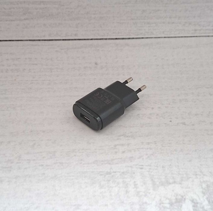 Lg Oryginalna Ładowarka Sieciowa Mcs 02ED 0.85A
