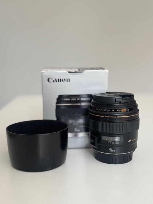 Canon EOS 6D + Obiektyw 85mm EF 1:1.8 + Obiektyw EF 40mm 1:2.8