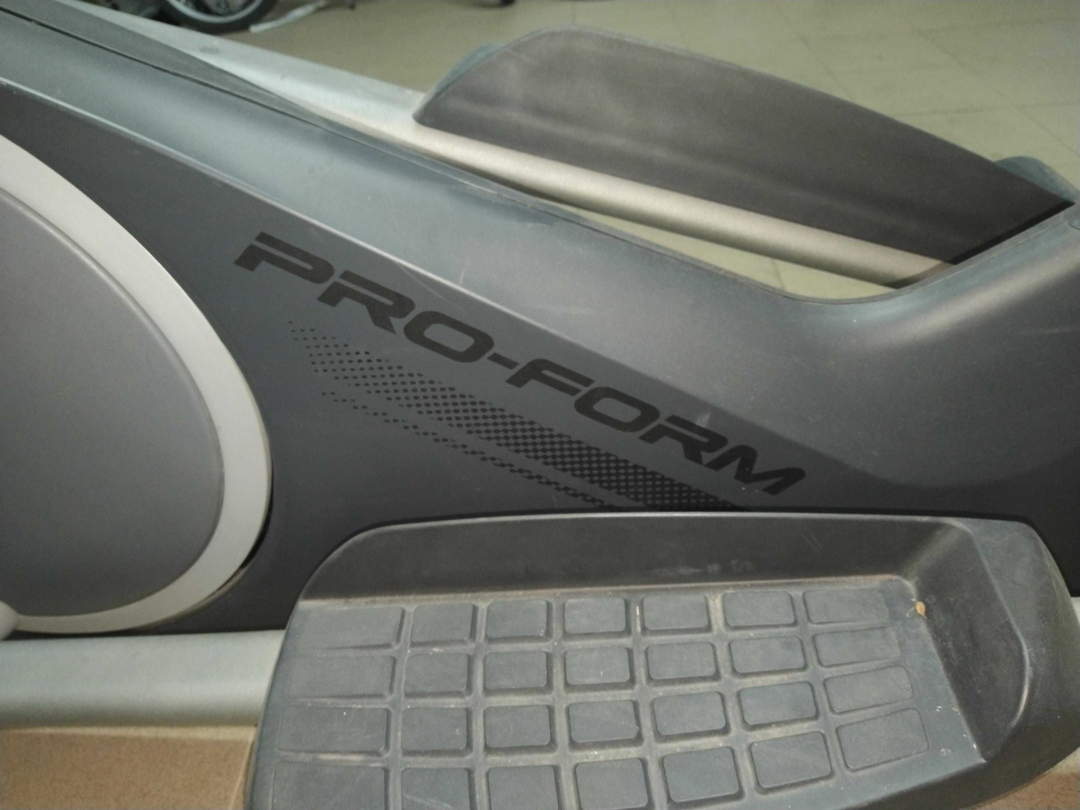 Bicicleta Eliptica Pro-Form 300ZLE