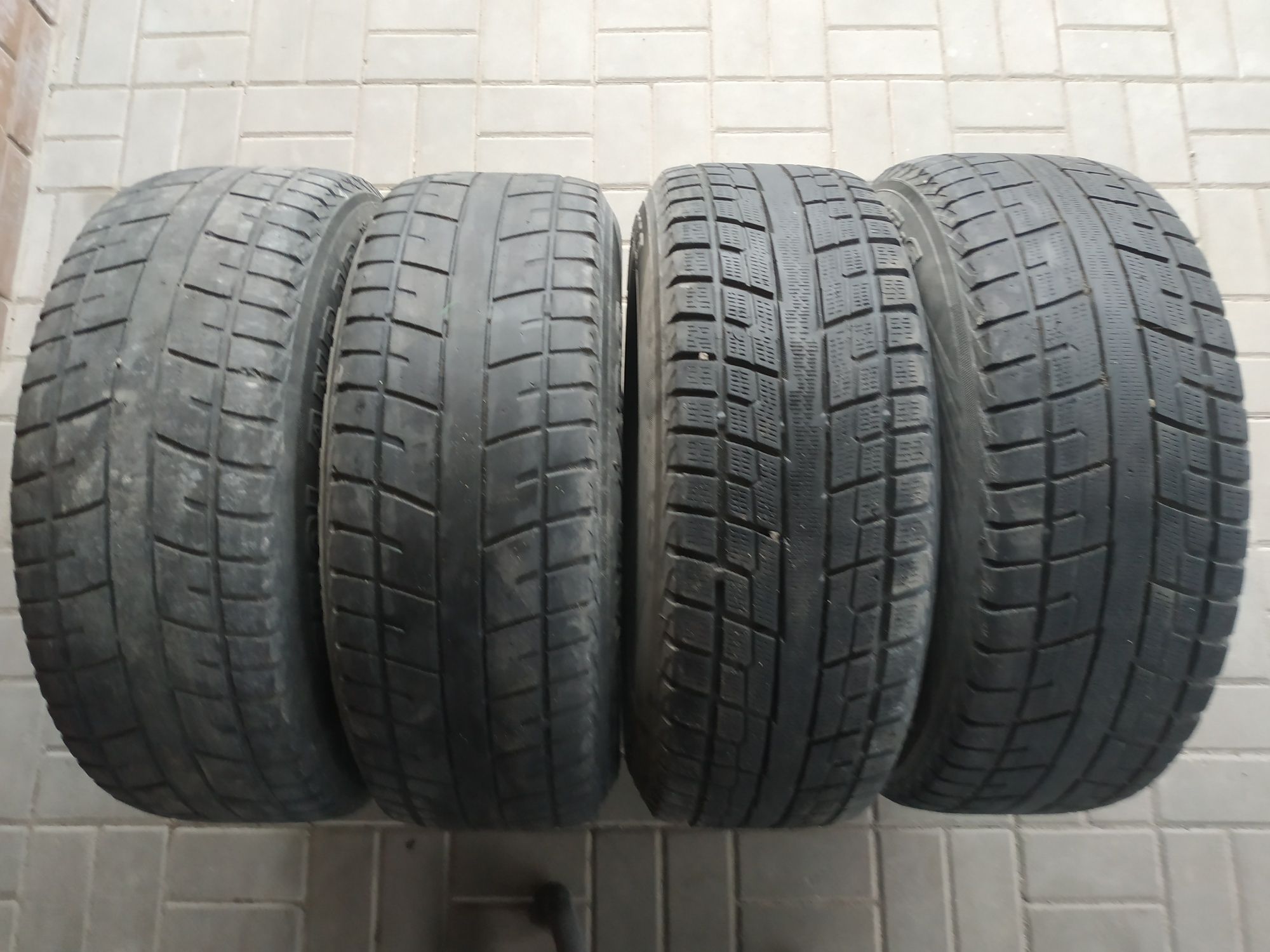 Колеса у повному зборі 225/65 r17