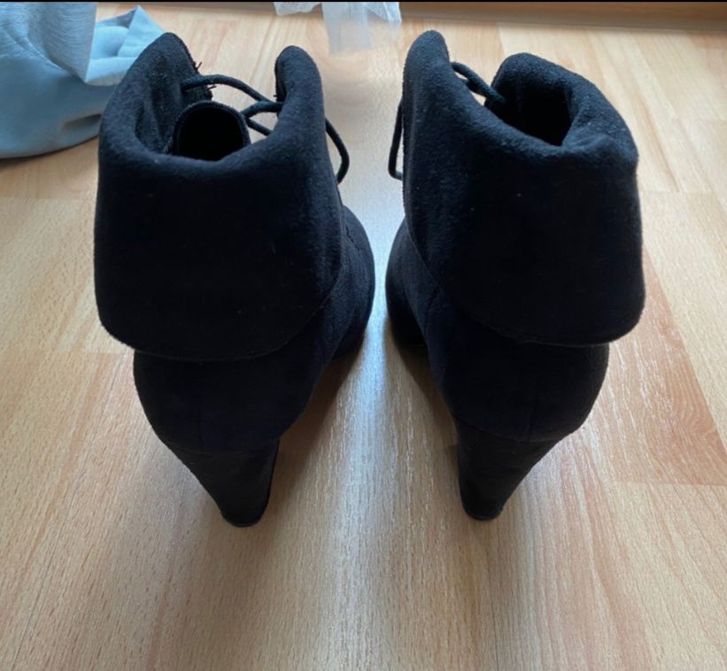 Sprzedam śliczne buty botki