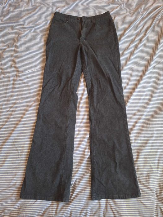 Сірі трендові джинси кльош Yessica