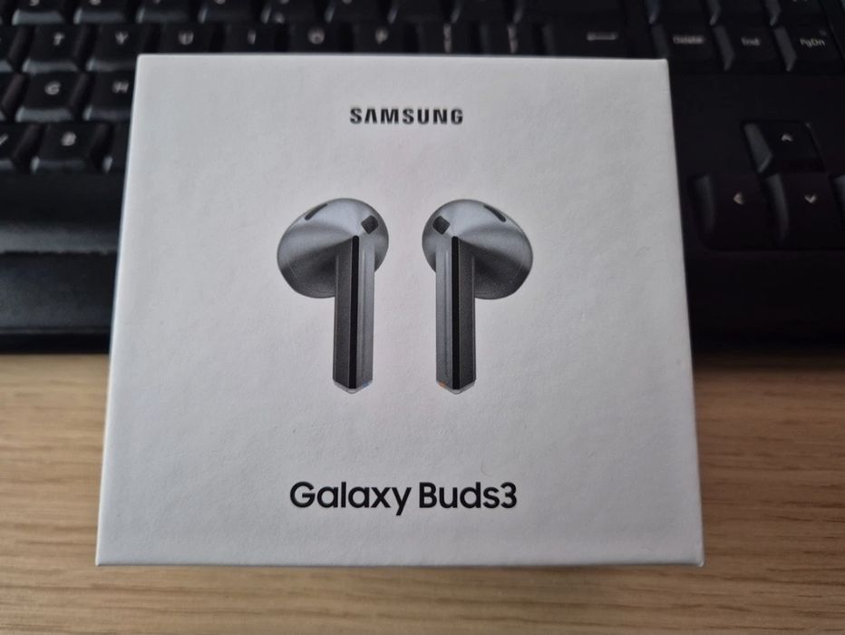 Samsung Galaxy Watch 8 44mm + Galaxy Buds 3