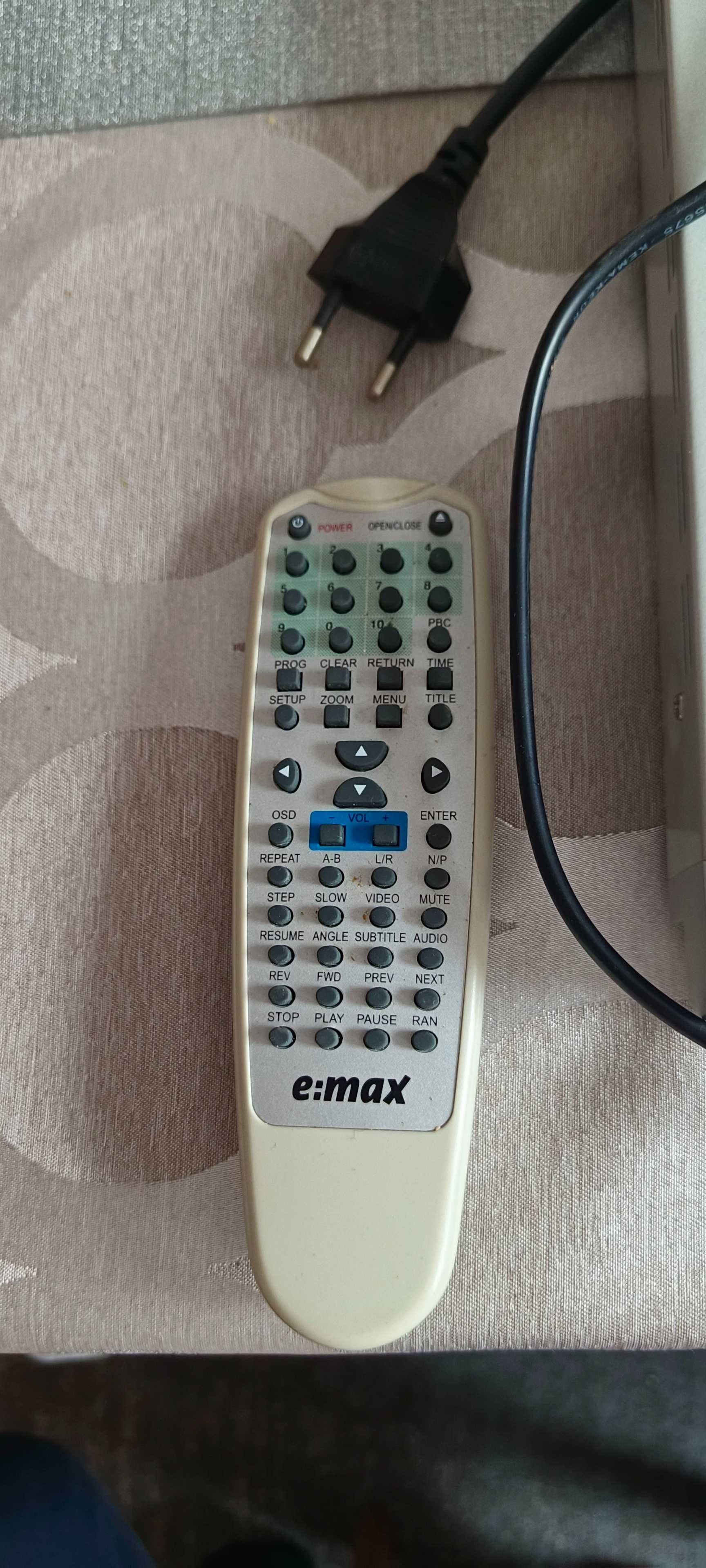 Odtwarzacz DVD E-MAX