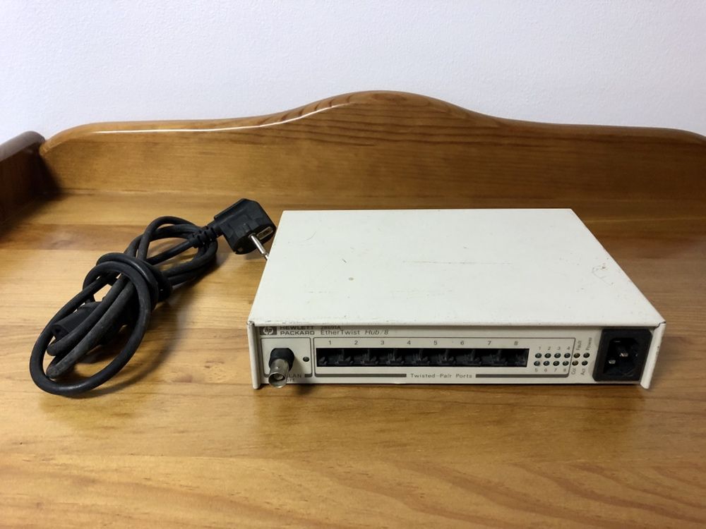 HP EtherTwist Hub/8 8 Port Hub 28691A