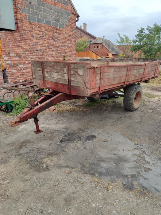 Przyczepa jednoosiowa wywrotka 3 strony