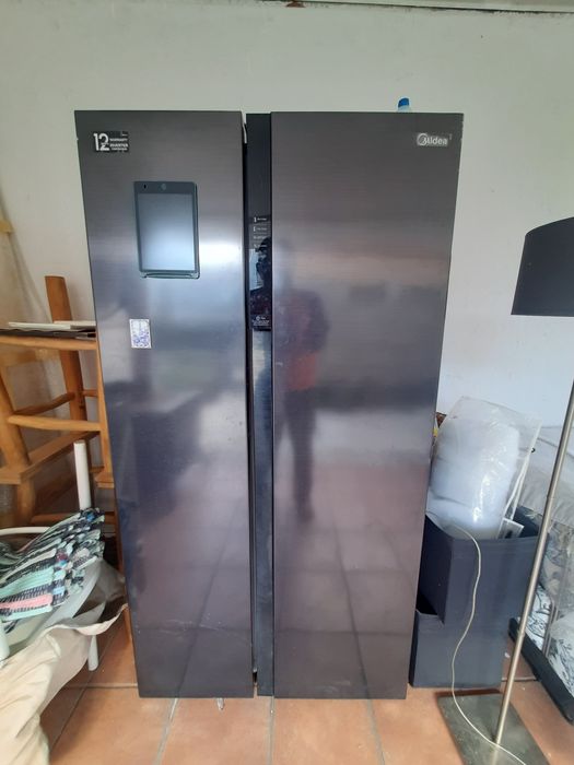 Refrigerador midea side by side pouco usado