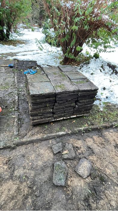 Płytki chodnikowe z demontażu