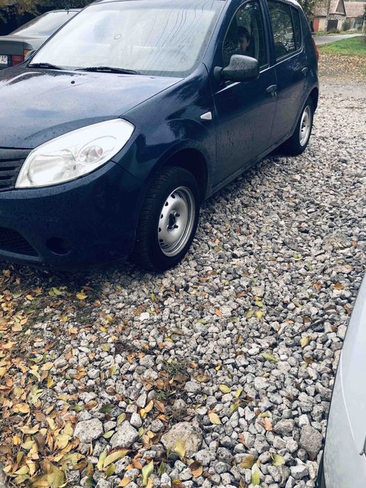 Продам Dacia Sandero 1.4 2009