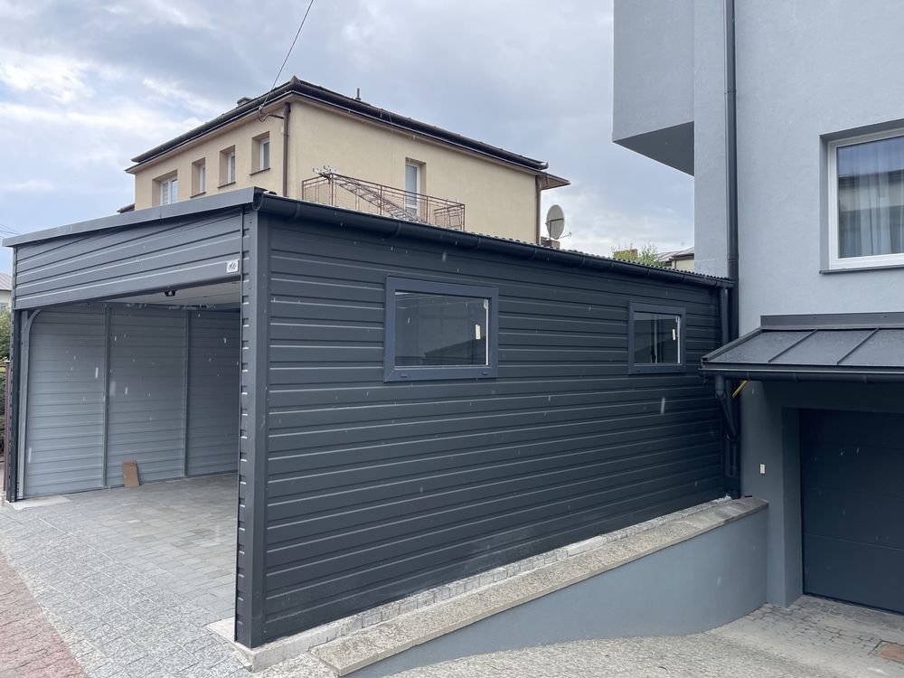 Garaż blaszany 5.5x6, brama segmentowa, grafit mat, PRODUCENT.