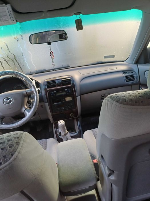 Mazda 626 Hatchback 2.0 benzyna 2000r