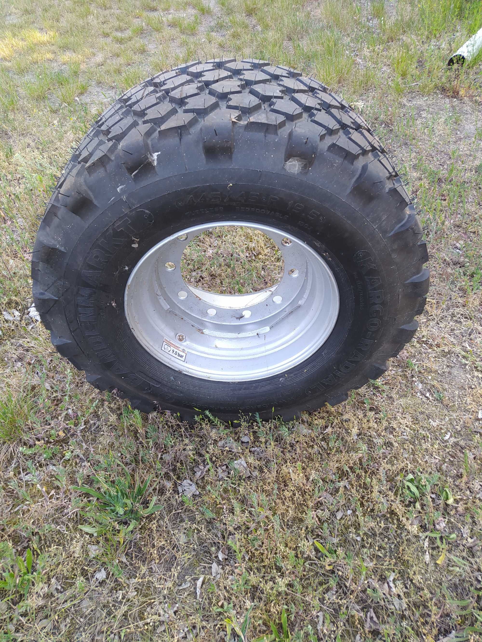 Koło kompletne opona felga 445/45R19,5