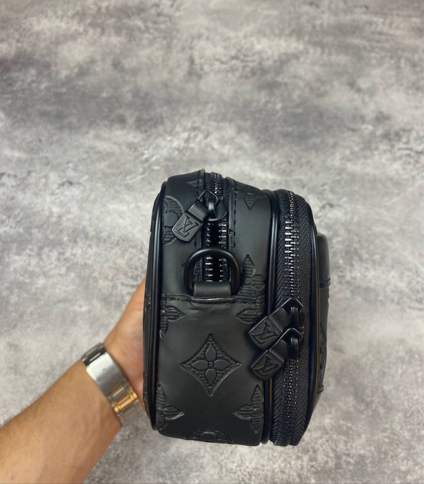 Сумка через плече Louis Vuitton