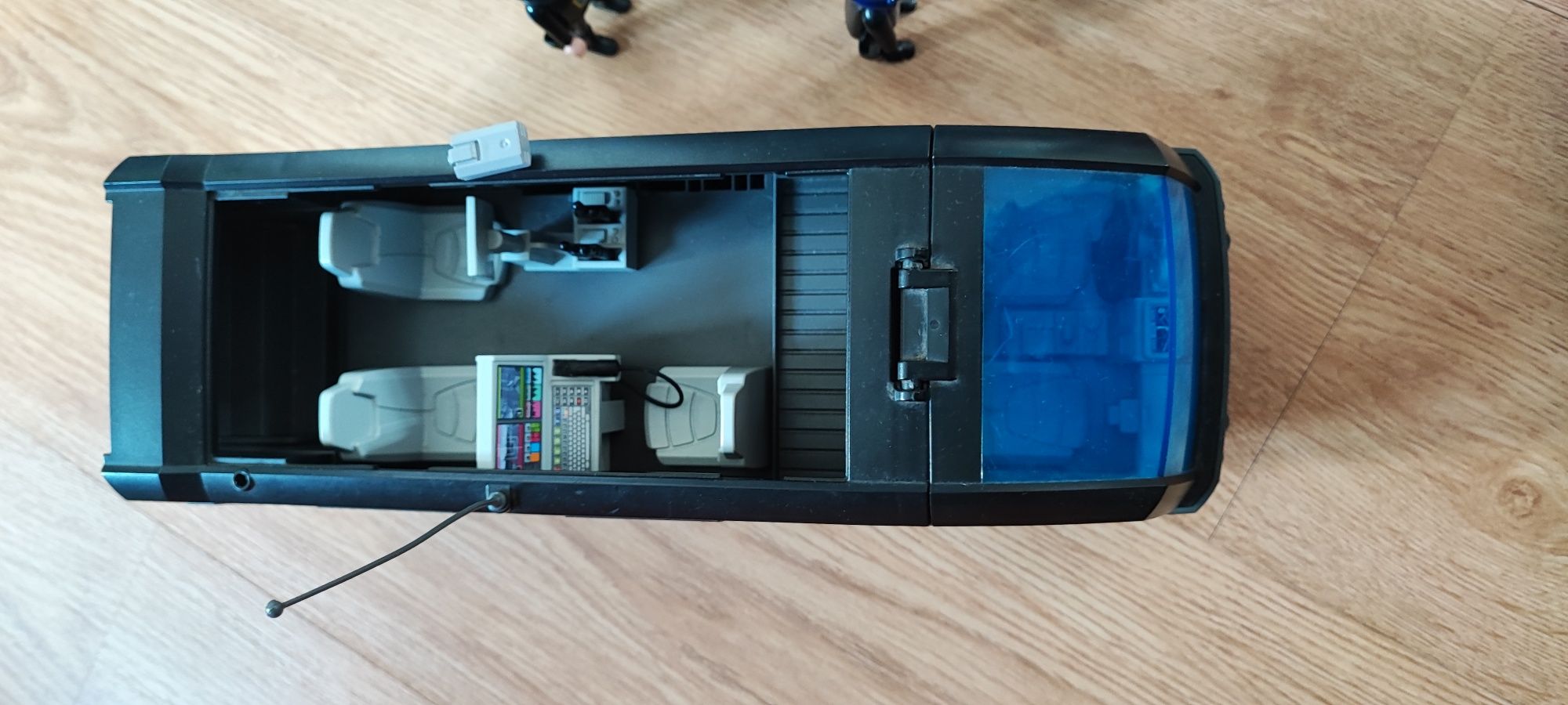 Vendo helicóptero e carro swat Playmobil