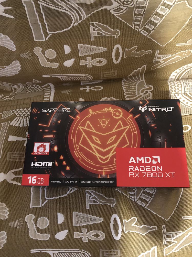 Saphire Radeon Rx7800xt nitro+