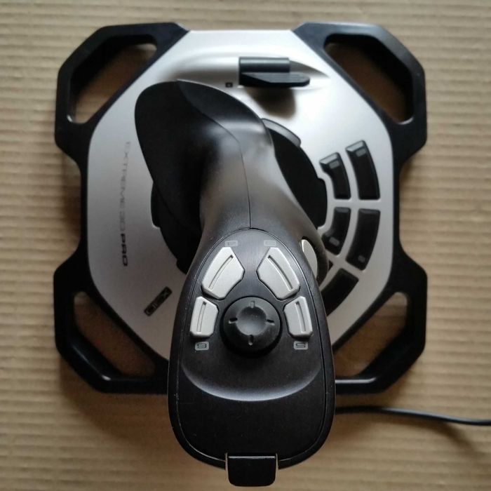 Logitech Extreme 3D Pro