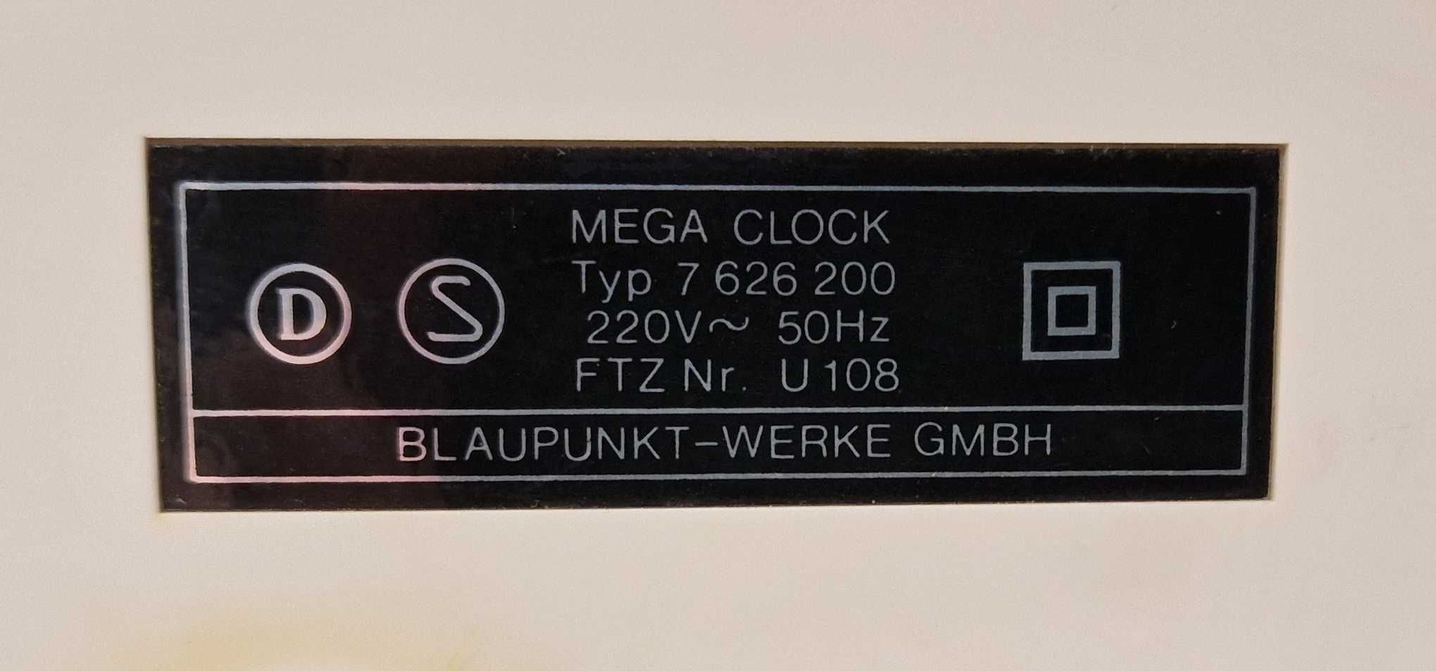 Stary radiobudzik Blaupunkt Mega Clock U108