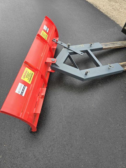 Solidny pług do śniegu do wózka widłowego wytrzymały TRANSPORT