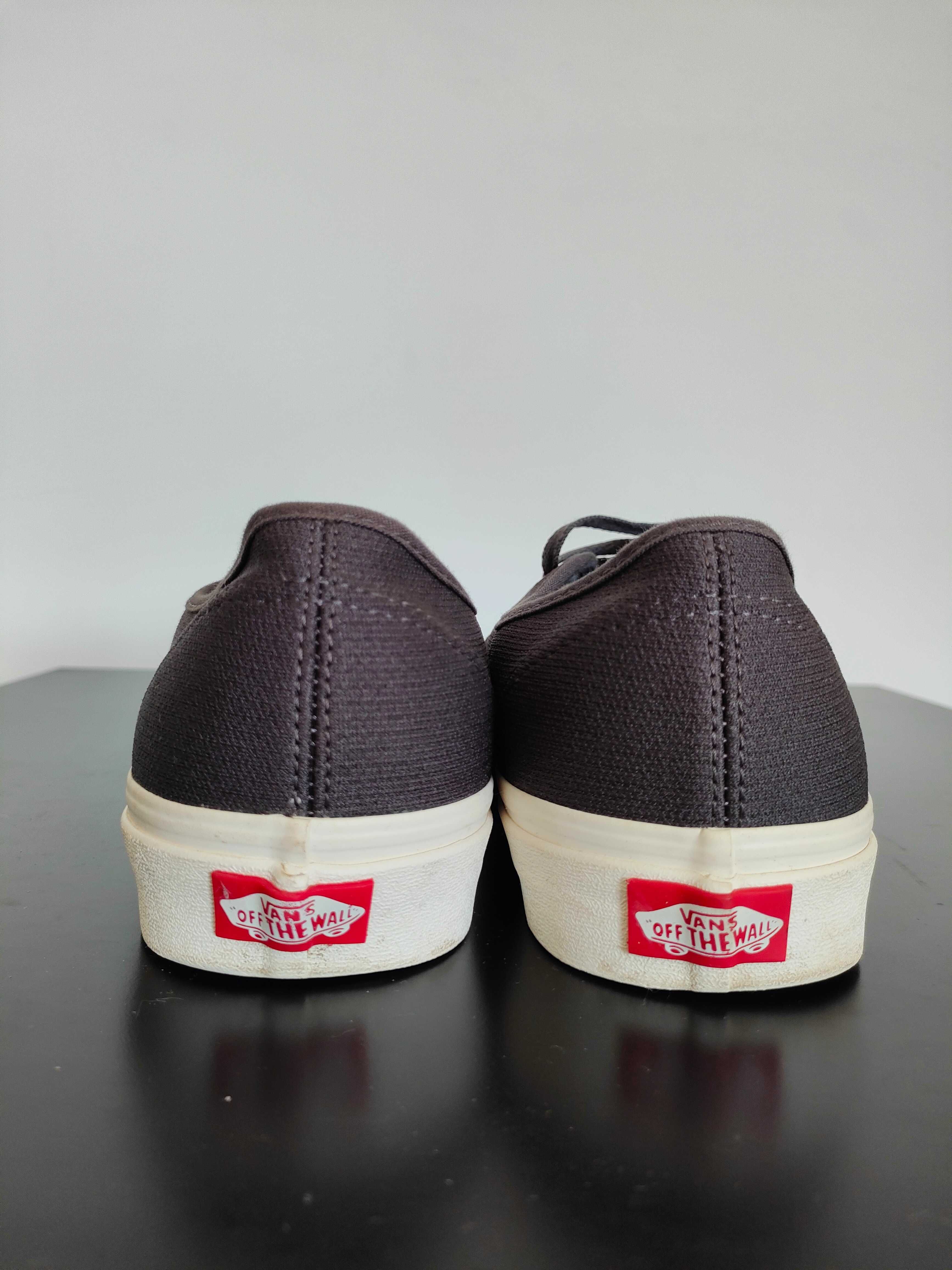 Кеди Vans Off the Wall. Розмір: 44,5 (по устілці 28 см)