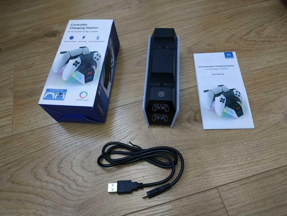 Зарядна станція RGB для DualSense PS5