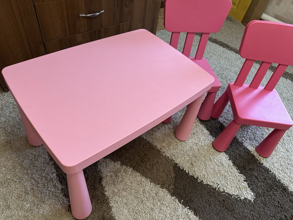 Ikea mammut стіл+2 стульці