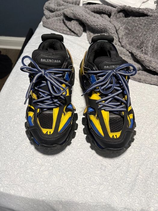 Balenciaga track 1