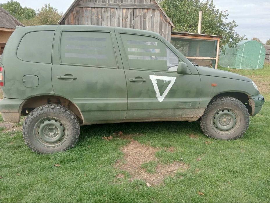 Повнопривідний нива шевролет