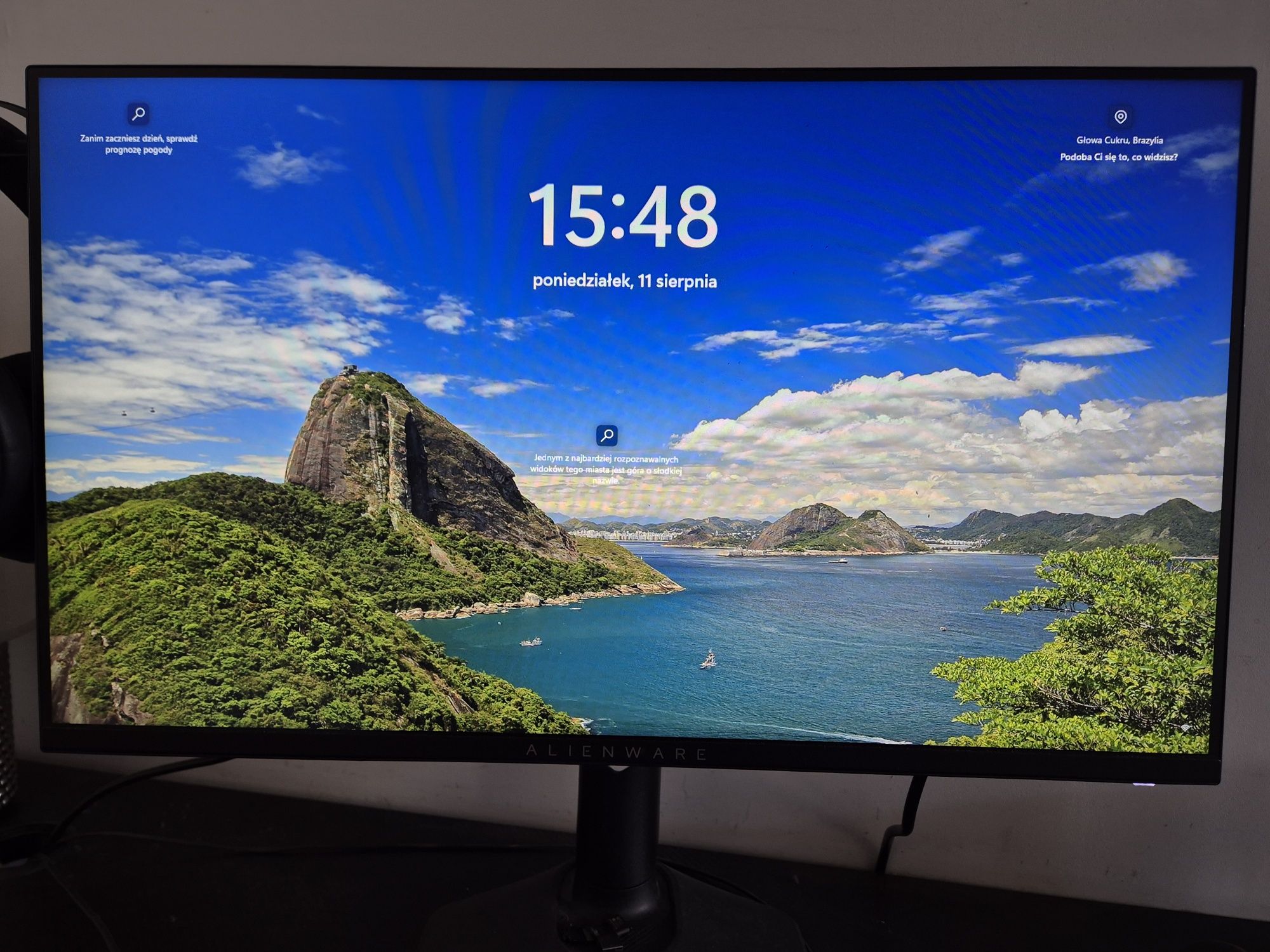 9800x3d 9070xt monitor alienware NA LAPTOP