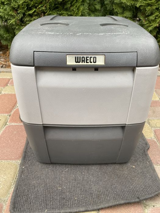 Автохолодильник Waeco CDF-36 DC компрессорный 12/24 V Cool Freeze 31