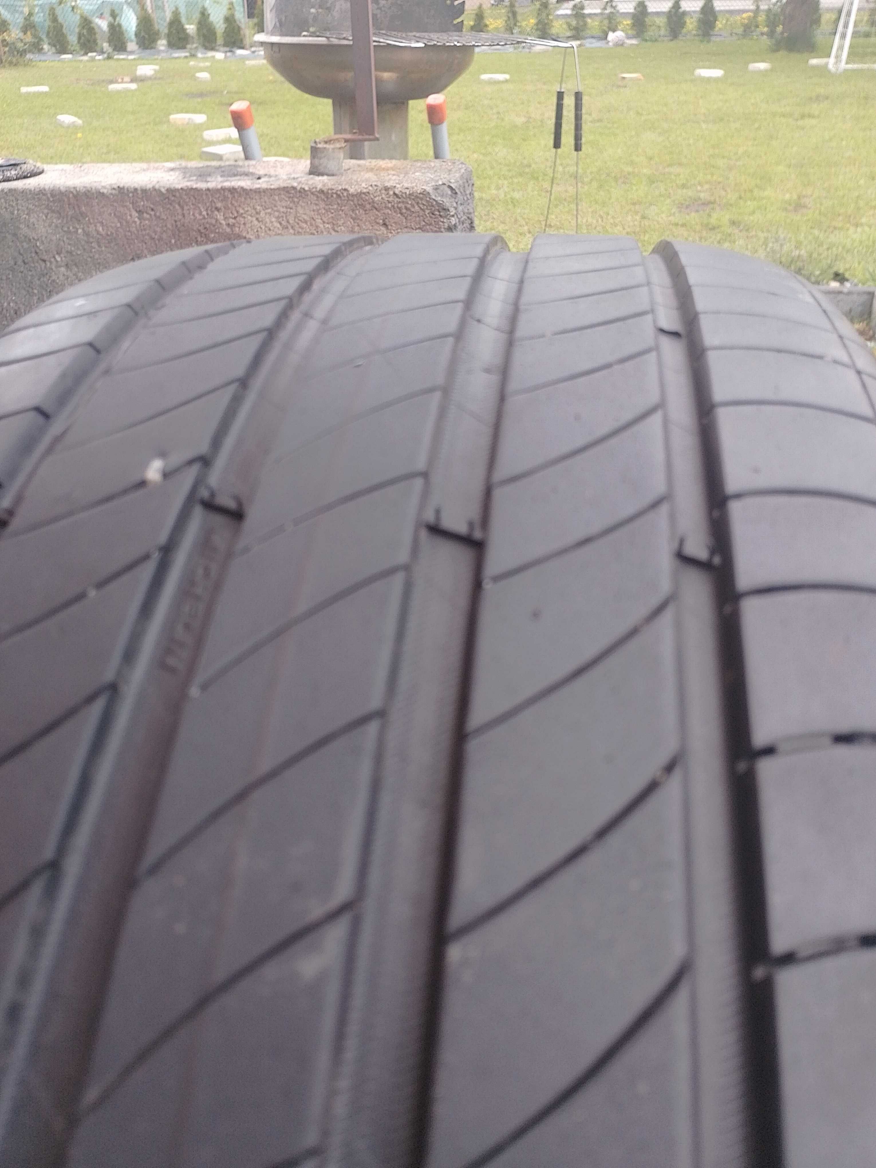 235/50R19 Michelin Primacy 4 XL komplet