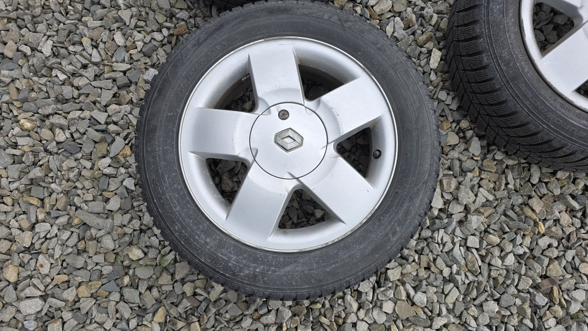 Felgi aluminiowe Renault 4x100 J6 15 cali
