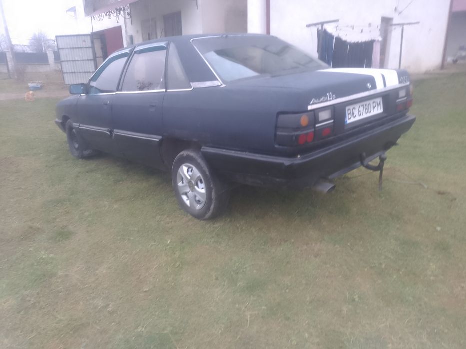 Продам ауді 100 не на ходу торг присутній