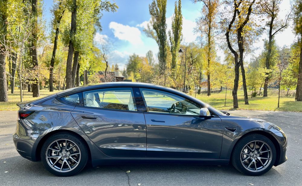 Tesla Model 3 80,5kwt awd