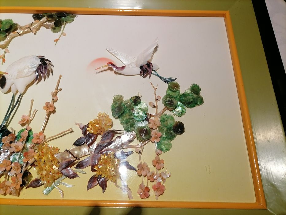 Quadro em Madre Pérola com moldura em madeira