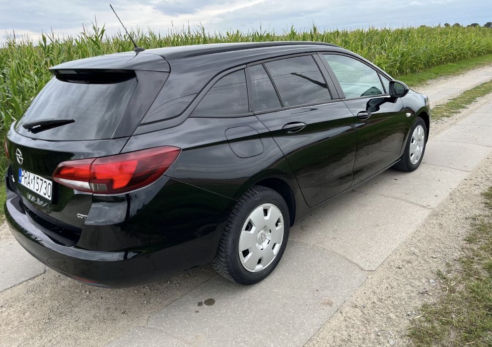 OPEL Astra V Sports Tourer 1.6 CDTI 2018 rok