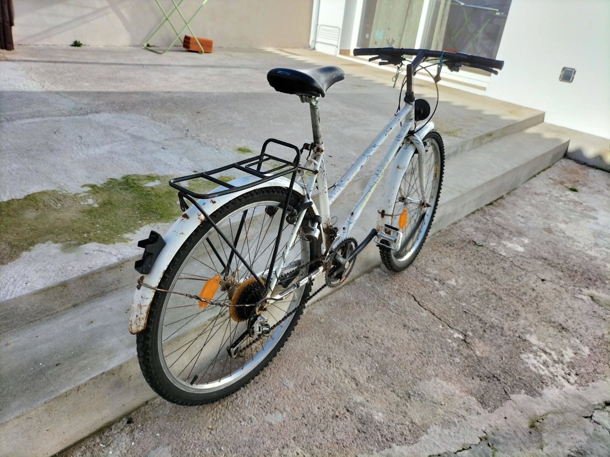 Bicicleta em bom estado