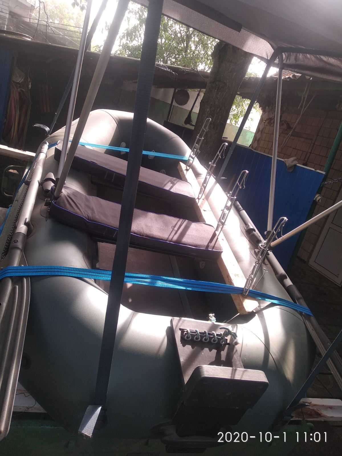 Надувная лодка BARK+Тент от дождя и солнца.