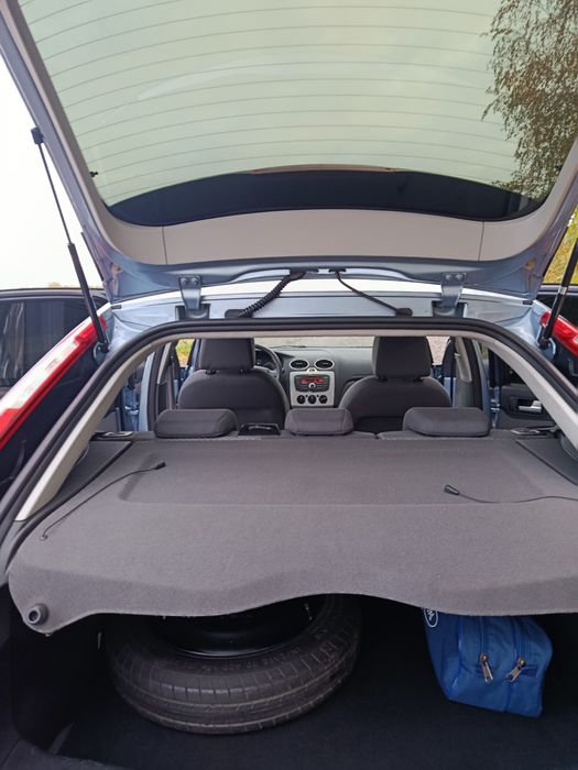 Продам FORD FOCUS 2005