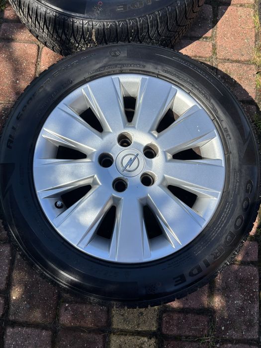 Alufelgi 16 cali 5x110 ze świeżymi oponami wielosezonowi