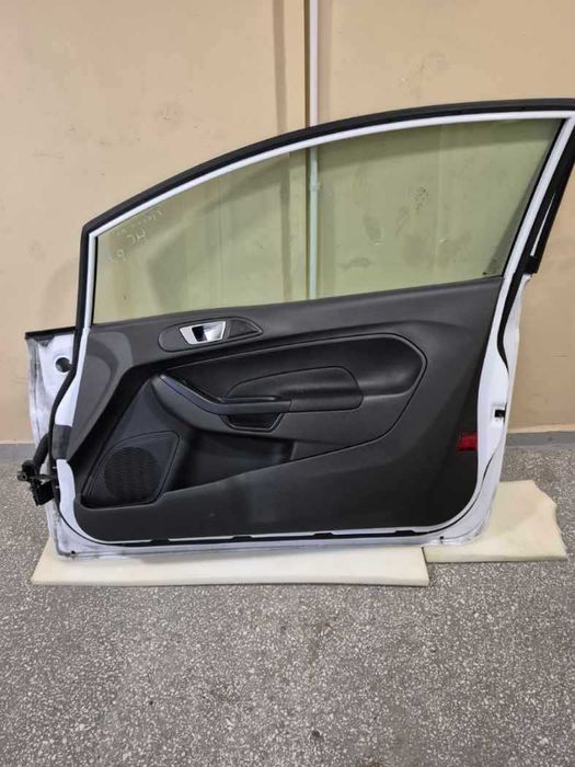prawe drzwi FORD FIESTA MK7