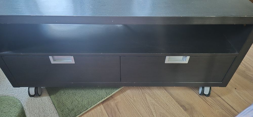 Szafka rtv w dobrym stanie