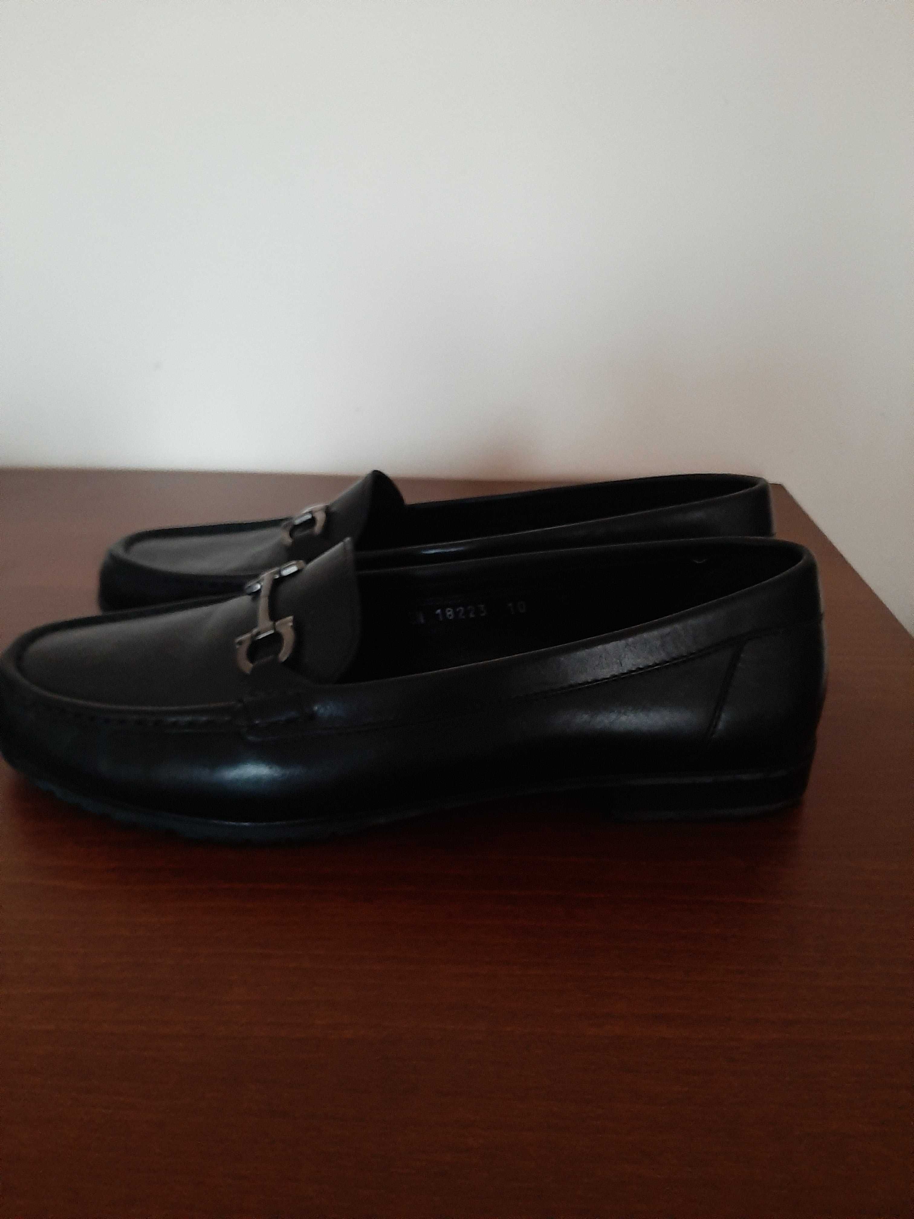 Salvatore Ferragamo loafersy damskie